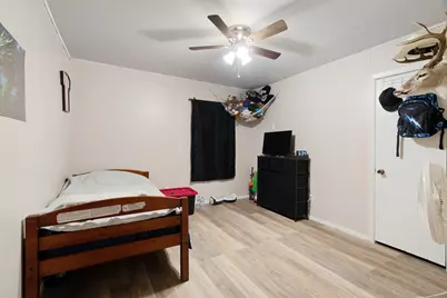 333 County Road 43200, Powderly, TX 75473 - Photo 9