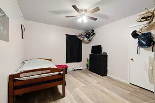 333 County Rd 43200, Powderly, TX 75473 - Photo 9