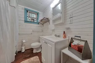 9875 Old Bridge Rd, Terrell, TX 75160 - Photo 35