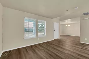 2917 Mayfair Ln, Lancaster, TX 75134 - Photo 11