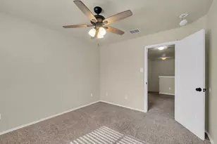 2917 Mayfair Ln, Lancaster, TX 75134 - Photo 25