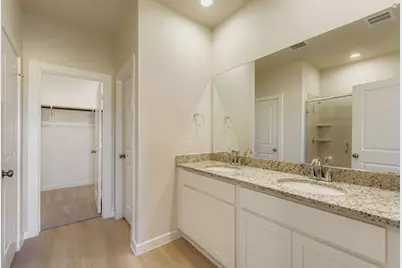 461 Suffolk Drive, Ferris, TX 75125 - Photo 17