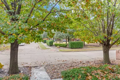 9458 Park Garden Drive, Frisco, TX 75035 - Photo 9