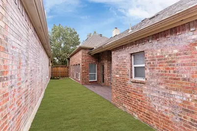 9458 Park Garden Drive, Frisco, TX 75035 - Photo 31