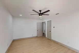 7437 Eccles Dr, Dallas, TX 75227 - Photo 19