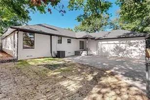 7437 Eccles Dr, Dallas, TX 75227 - Photo 29