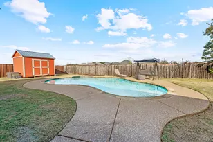 2936 Willow Ridge Cir, Granbury, TX 76049 - Photo 29