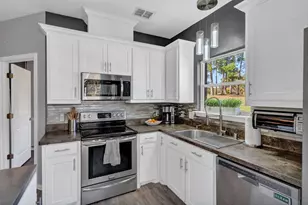 560 Jay St, Denton, TX 76208 - Photo 9