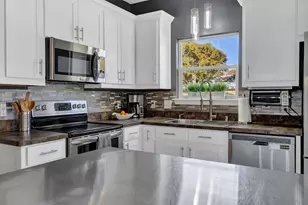 560 Jay St, Denton, TX 76208 - Photo 7