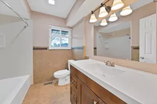 1205 Golden Trophy Dr, Dallas, TX 75232 - Photo 17