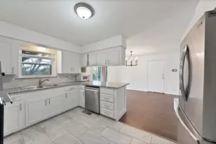 1205 Golden Trophy Dr, Dallas, TX 75232 - Photo 9