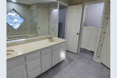 1506 E Peters Colony Road, Carrollton, TX 75007 - Photo 19