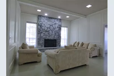 1506 E Peters Colony Road, Carrollton, TX 75007 - Photo 3