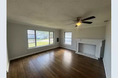 4651 C L Veasey Boulevard, Dallas, TX 75216 - Photo 3