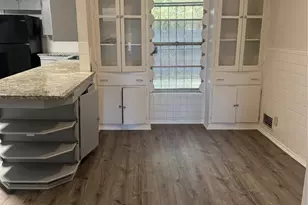 4651 C L Veasey Blvd, Dallas, TX 75216 - Photo 17