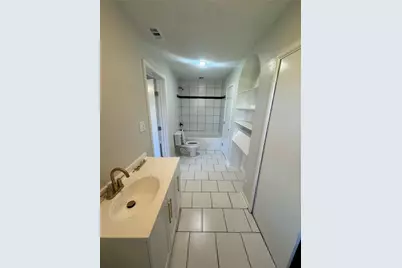 4651 C L Veasey Boulevard, Dallas, TX 75216 - Photo 13