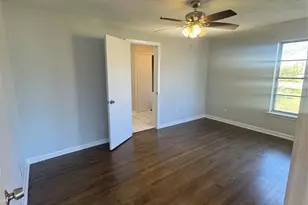 4651 C L Veasey Blvd, Dallas, TX 75216 - Photo 11