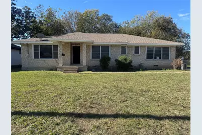 4651 C L Veasey Boulevard, Dallas, TX 75216 - Photo 1