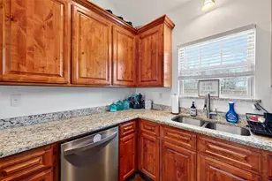 203 Mockingbird St, Ector, TX 75439 - Photo 11