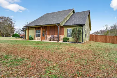 203 Mockingbird Street, Ector, TX 75439 - Photo 3