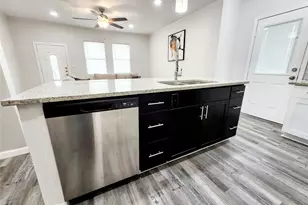 2000 May St, Fort Worth, TX 76110 - Photo 7