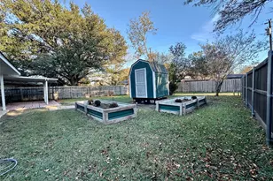 205 N Meadowview Dr, Waxahachie, TX 75165 - Photo 37