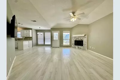 205 N Meadowview Drive, Waxahachie, TX 75165 - Photo 11