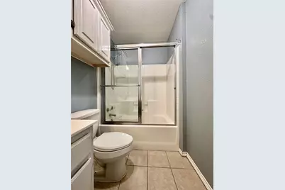 205 N Meadowview Drive, Waxahachie, TX 75165 - Photo 33