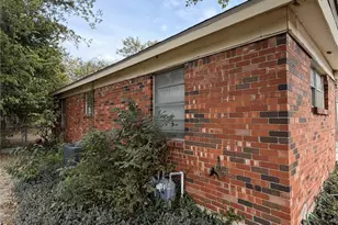 3617 Bewley St, North Richland Hills, TX 76117 - Photo 11