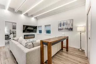 6211 W Northwest Hwy, Dallas, TX 75225 - Photo 7