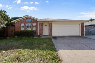 3744 Chaddybrook Lane, Fort Worth, TX 76137 - Photo 9
