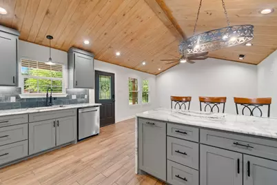 110 Wildwood Crossover, Gun Barrel City, TX 75156 - Photo 3