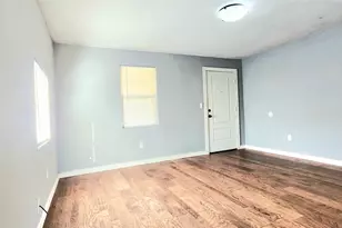 8525 Oak Haven Ln, Dallas, TX 75217 - Photo 1