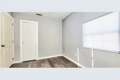 8525 Oak Haven Lane, Dallas, TX 75217 - Photo 9