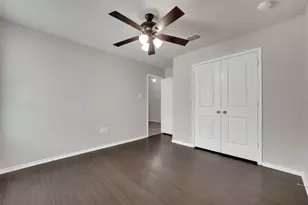 1209 Evers Dr, McKinney, TX 75071 - Photo 9