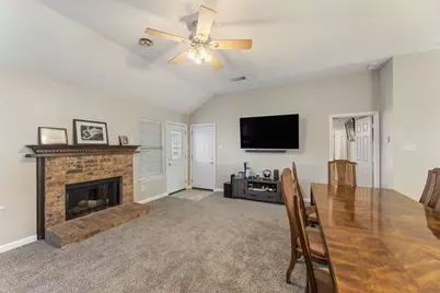 1813 Frosted Hill Drive, Carrollton, TX 75010 - Photo 9