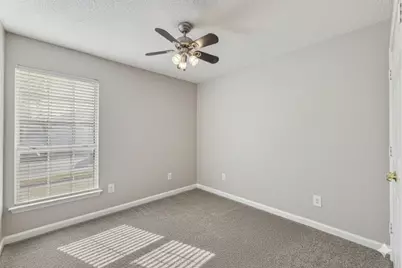 1813 Frosted Hill Drive, Carrollton, TX 75010 - Photo 23