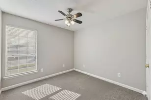 1813 Frosted Hill Dr, Carrollton, TX 75010 - Photo 23