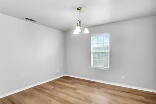 1915 Shaw St, Dallas, TX 75212 - Photo 11