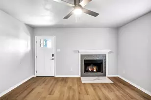 1915 Shaw St, Dallas, TX 75212 - Photo 3