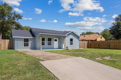526 SE 11th, Grand Prairie, TX 75051 - Photo 13