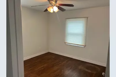 2211 Muret Street, Irving, TX 75062 - Photo 13