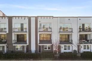 381 E Greenbriar Ln, Dallas, TX 75203 - Photo 29