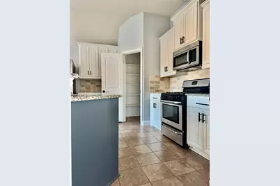 667 Sharpley, Fate, TX 75087 - Photo 5