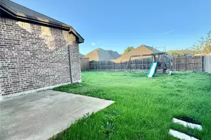 667 Sharpley, Fate, TX 75087 - Photo 9
