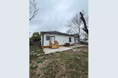 2227 W Park Row Boulevard, Corsicana, TX 75110 - Photo 3