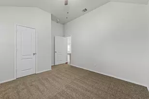 2008 Cattle Creek Rd, Fort Worth, TX 76134 - Photo 13