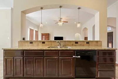 900 Queen Elizabeth Drive, Waco, TX 76657 - Photo 11