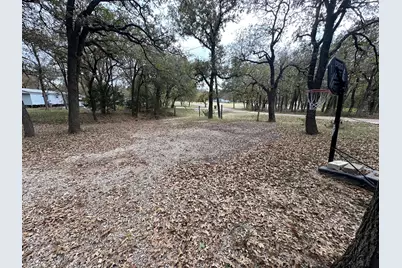 236 Oak Grove Circle, Elm Mott, TX 76640 - Photo 7