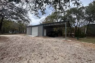 236 Oakgrove Cir, Elm Mott, TX 76640 - Photo 5